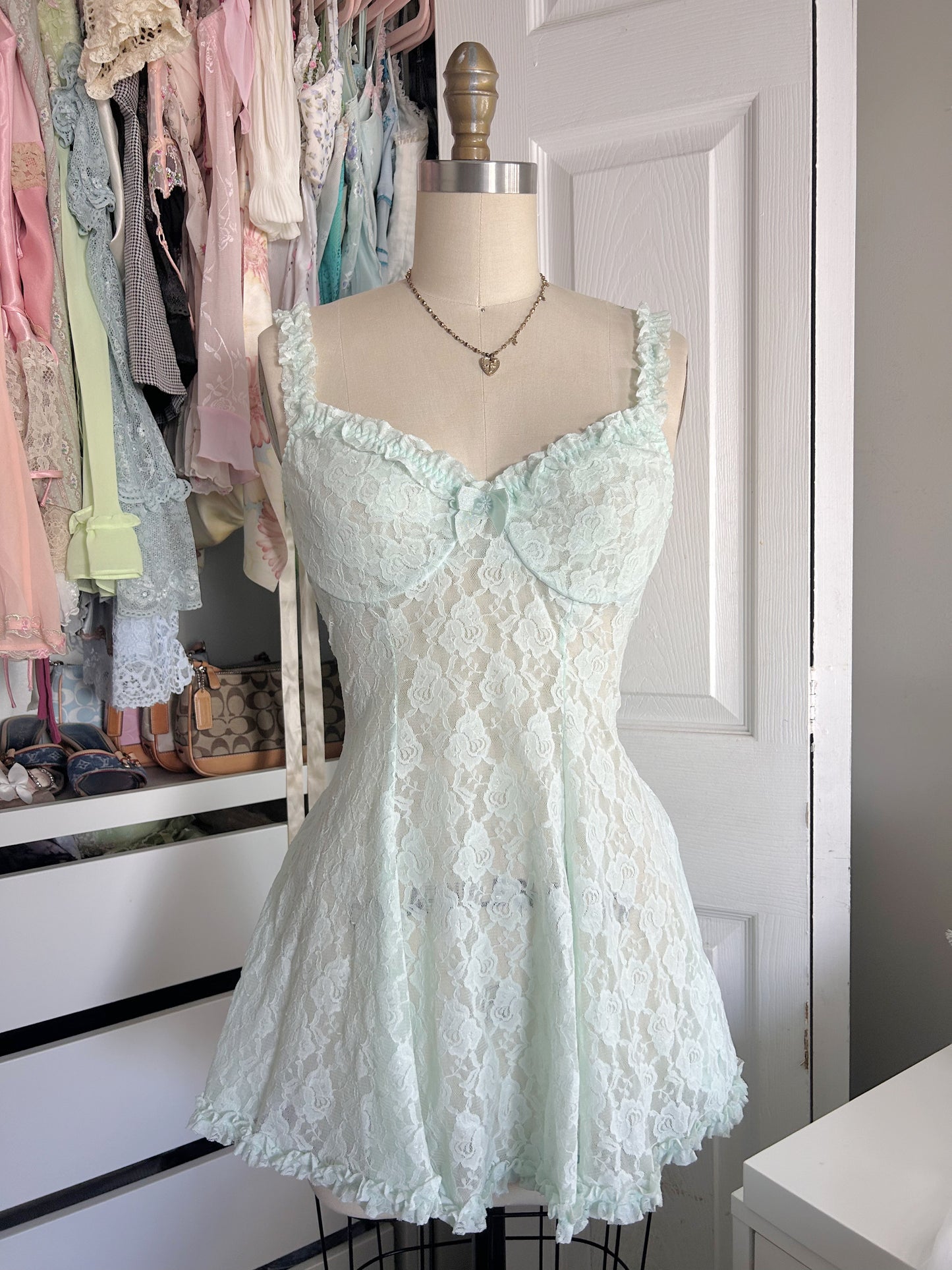 Rare Cinema Etoile Mint Green Lace Dress